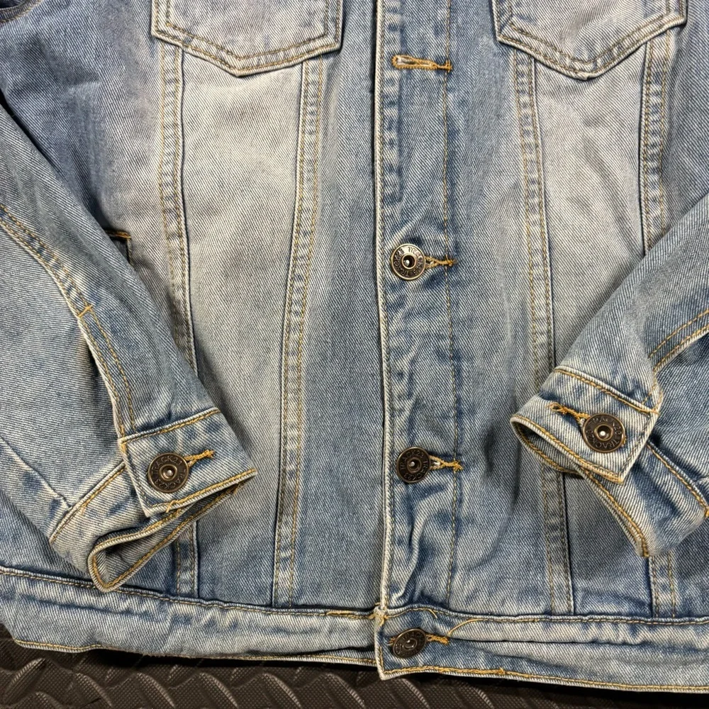 Track 23 Sherpa Lined Denim Jacket Men’s Medium Trucker